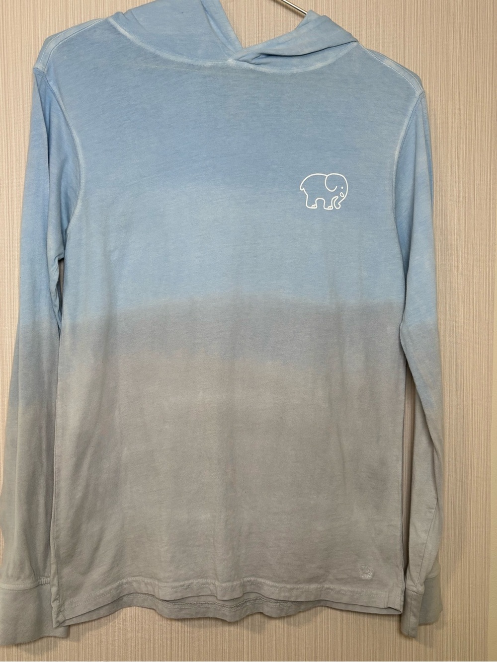 Ivory Ella Blue & Gray Ombre Hoodie Top with Elephant Logo size Xxs